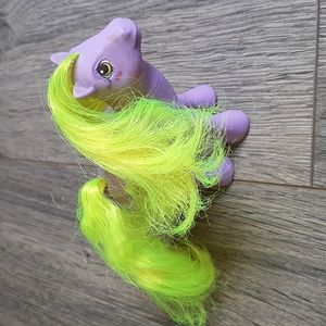 VINTAGE G1 1986 my little pony yum yum flutter pony